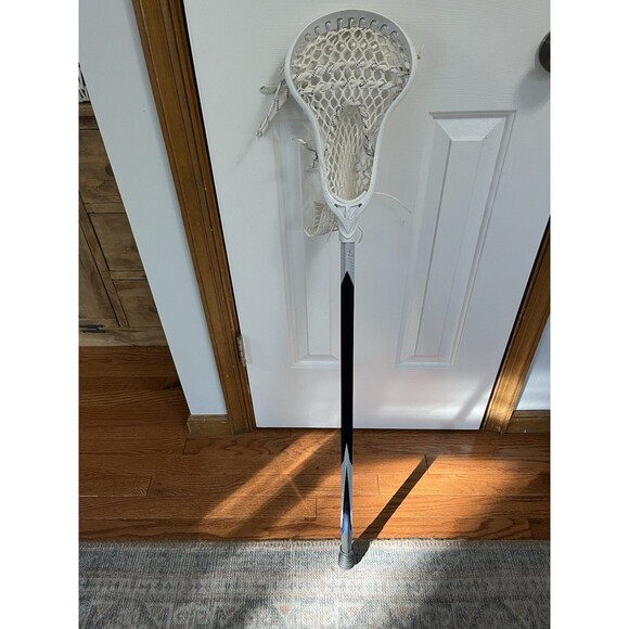Gait Thrust Lacrosse Head Gait Thrust Shaft Complete Lacrosse Stick Excellent - Picture 1 of 12